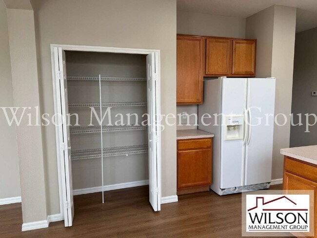 Building Photo - 5004 Adair Oak Dr