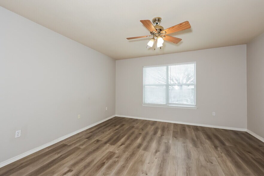 Building Photo - 522 Blueberry Hill Ln