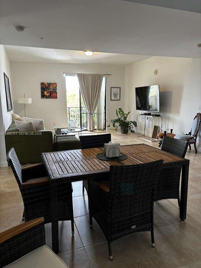 Building Photo - 8395 SW 73rd Ave