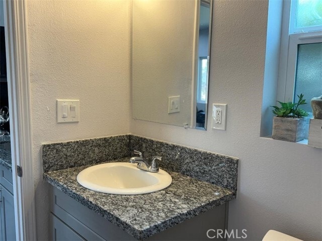 Building Photo - 1901 N Grape Ave