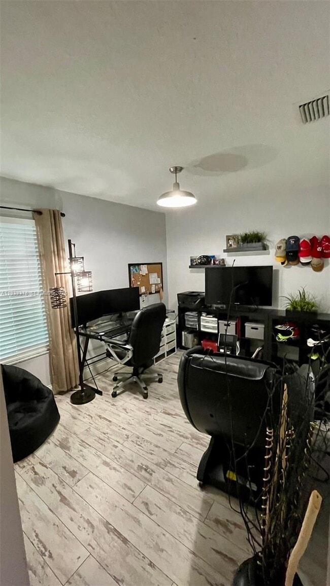 Building Photo - 18798 Cloud Lake Cir