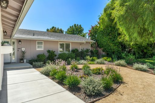 Building Photo - 23906 Hamlin St