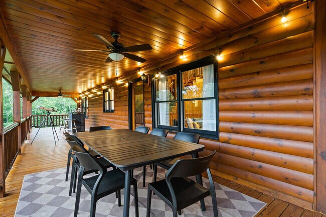 Building Photo - 181 Sugar Mountain Rd