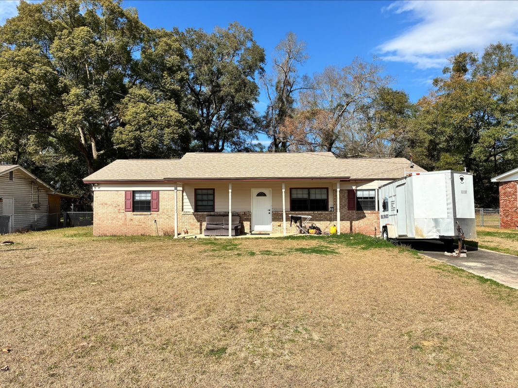 Building Photo - 1852 Hopkins Dr