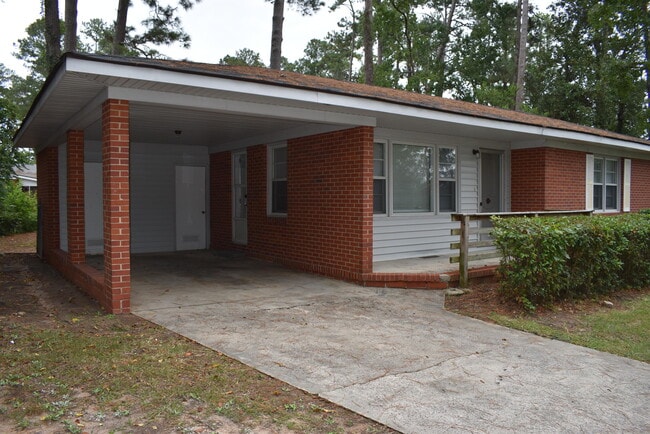 Building Photo - 260 W Vineland Rd