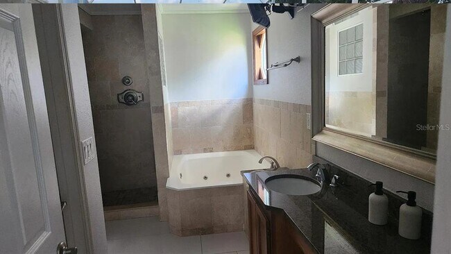 Building Photo - 4303 Inwood Landing Dr