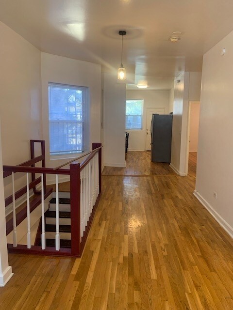 Building Photo - 127 E 59th St