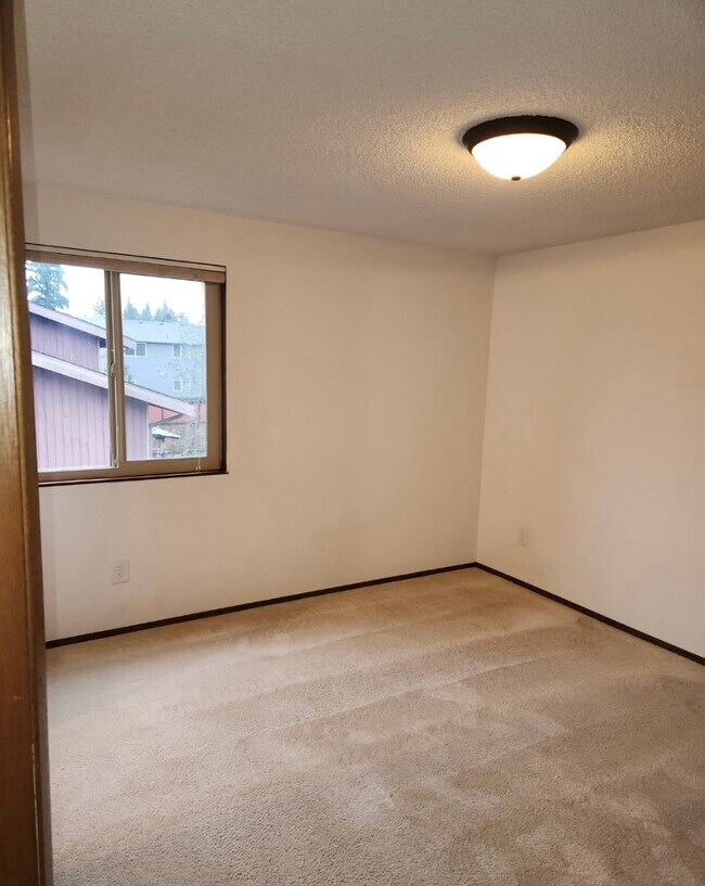 Building Photo - Lynnwood