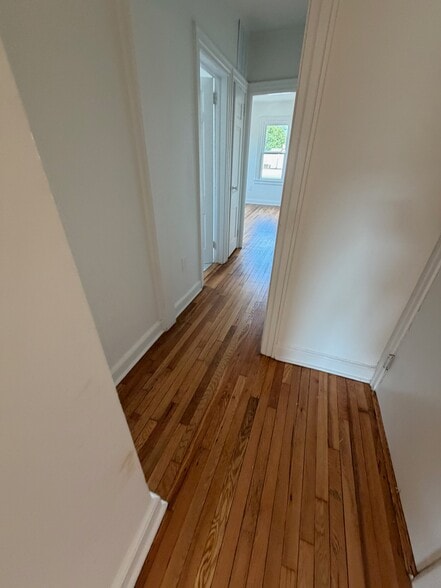 Building Photo - 223 Bellevue Ave