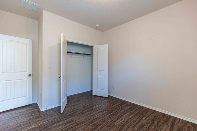 Building Photo - 11219 Pomona Park