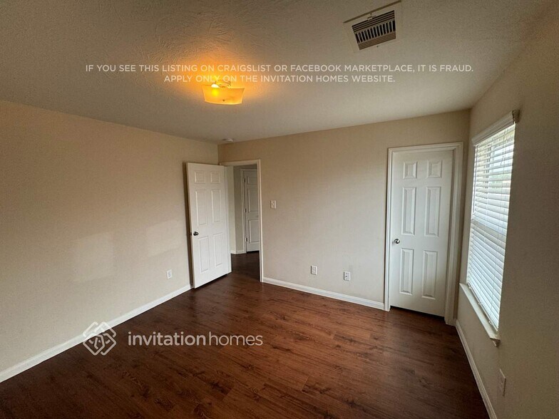 Building Photo - 18746 Dennington Dr