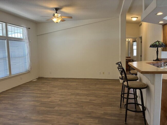 Building Photo - 3825 W 20 N