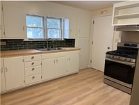 Building Photo - 501 S Cayuga St