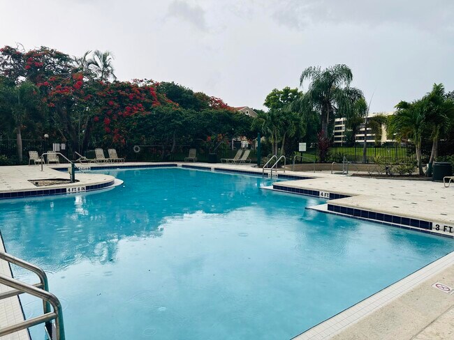Building Photo - 1760 Palm Cove Blvd