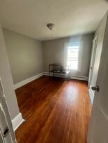 Building Photo - 18 Woodruff Ct
