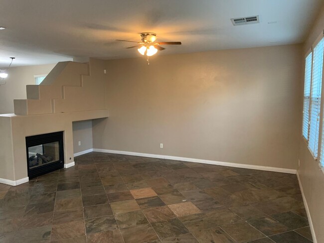 Building Photo - $3,750.00 5BD 3.5 BTH Two Story Home Avail...