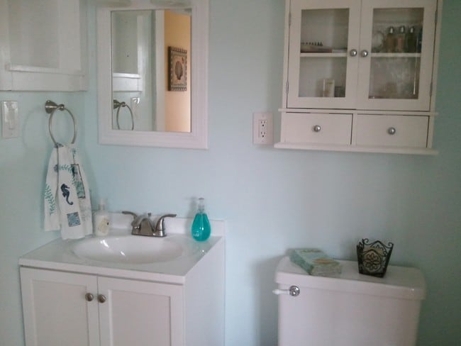 2nd Bath - 214 Avenue C