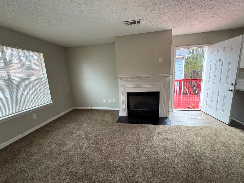 Building Photo - 2031 Sitser Ln