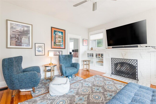 Building Photo - 705 W Alfred St