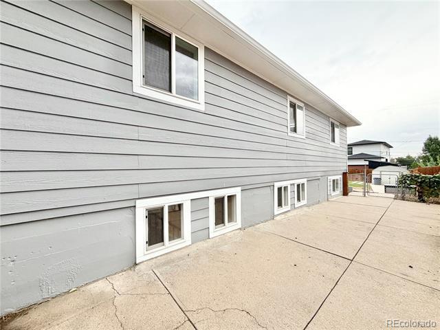 Building Photo - 1285 W Gill Pl