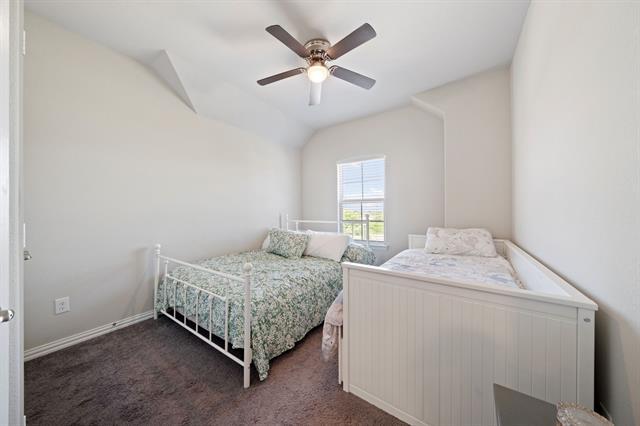 Building Photo - 2093 Almassera Dr