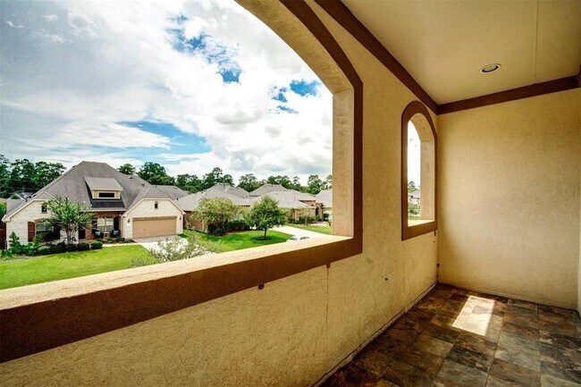 Building Photo - 106 Bella Sole