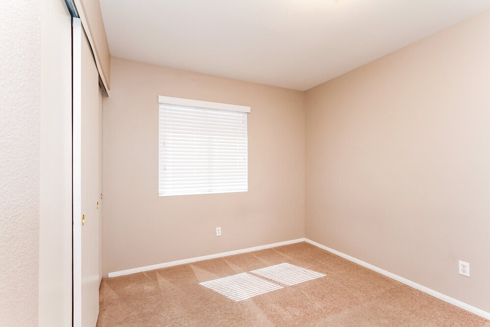 Building Photo - 6055 Autumn Rose Way