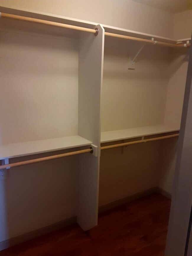 Building Photo - 3 Bedroom 2 Bath House with 7 Acres Horse Property