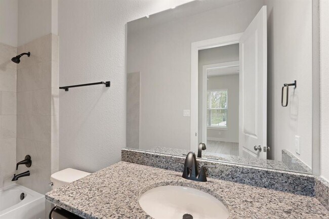 Building Photo - 10719 River Walk Dr
