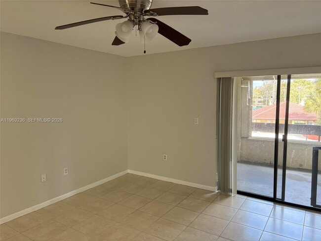 Building Photo - 9010 SW 125th Ave