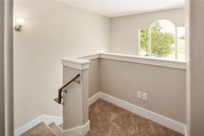 Building Photo - 1412 Holleman Dr