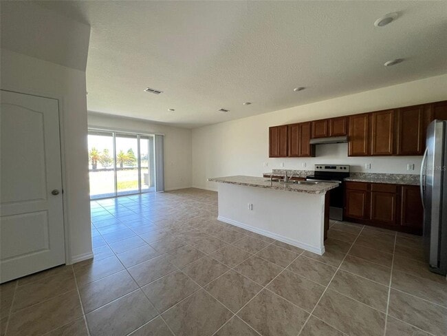Building Photo - 1065 Blue Jay Dr