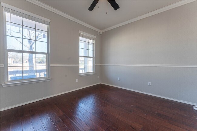 Building Photo - 5028 Senator Dr