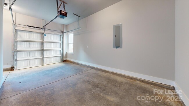 Building Photo - 4108 Salient St
