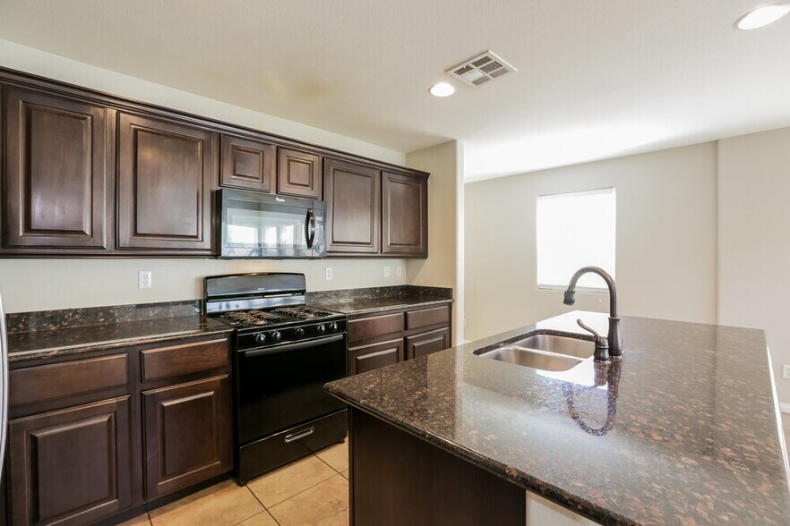 Building Photo - 5973 Alington Bend Dr