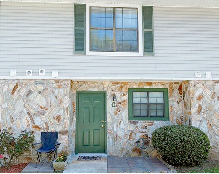 Unit Entrance - 2493 Hidden Cove Ct