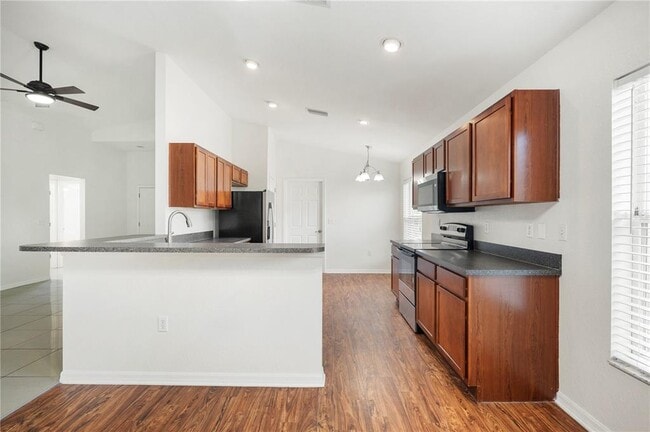Building Photo - 3426 Imperial Manor Way