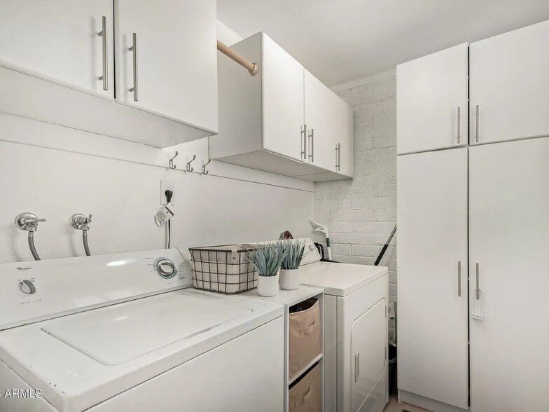 Laundry Room Included - 222 W Ivyglen St