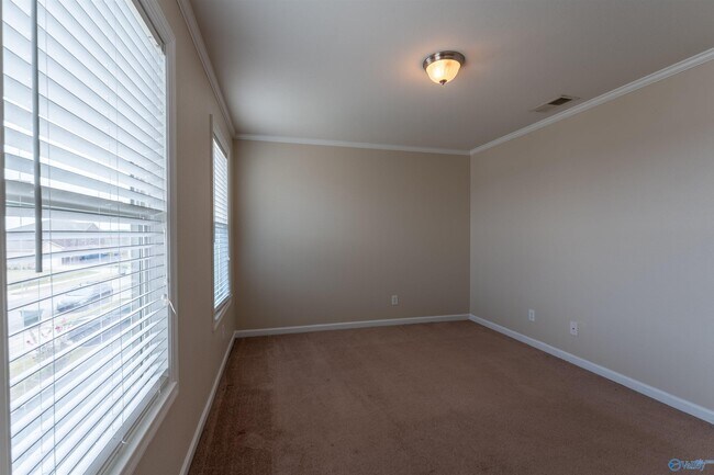 Building Photo - 3474 Avalon Lake Dr SW