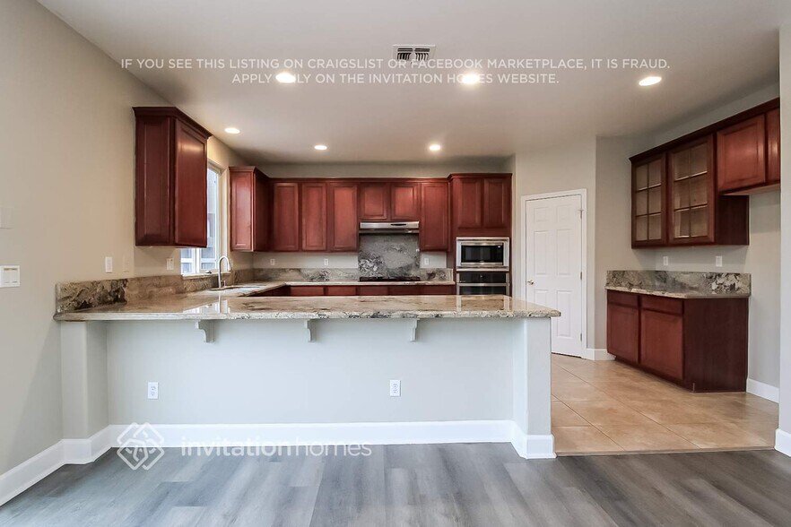 Building Photo - 331 Allaire Cir