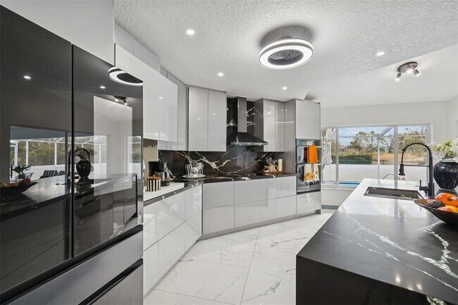 Building Photo - 1062 Greenturf Rd