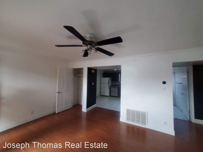 Building Photo - 2 br, 1 bath House - 434 S 700 W Apt #1