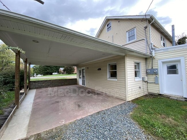 Building Photo - 601 Forbes St