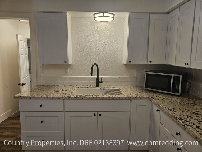 Building Photo - 2711 Reservoir Ln