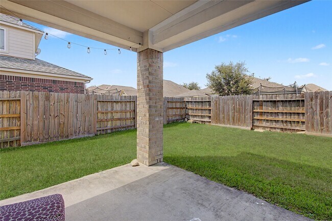 Building Photo - 9947 Valance Way