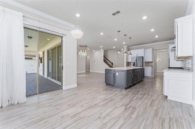 Building Photo - 9242 Hanging vine court