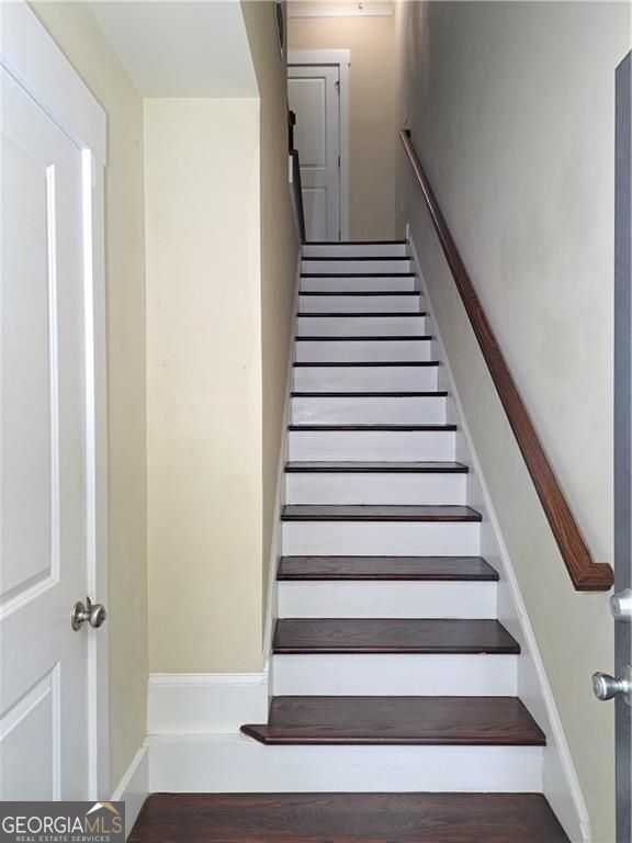 Building Photo - 221 Semel Cir NW