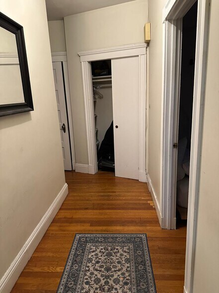 Building Photo - 1243 Beacon St