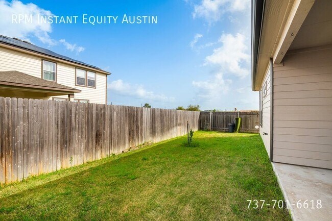 Building Photo - 6300 Carriage Pines Dr