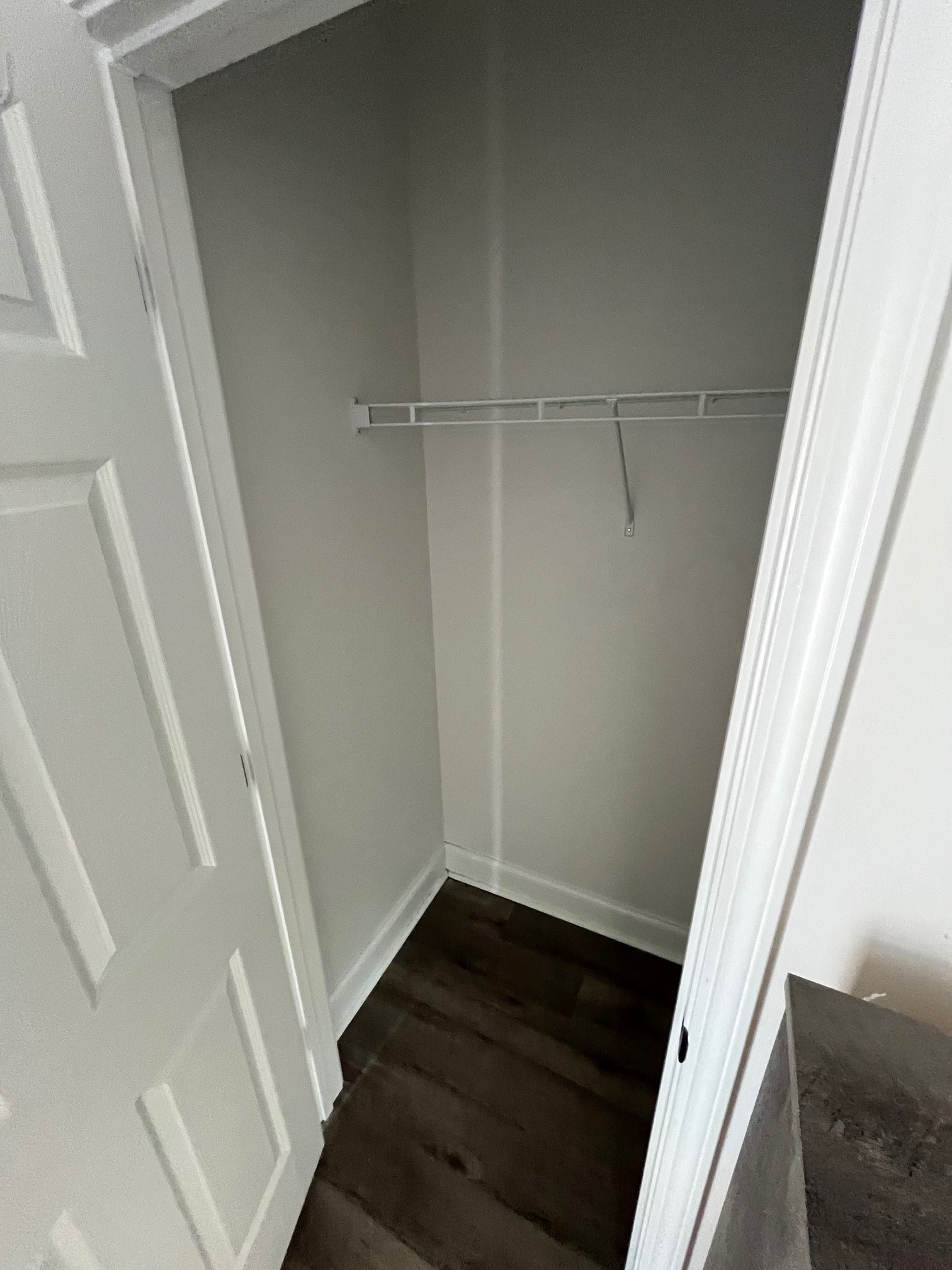 Building Photo - 702 Carmen Ave